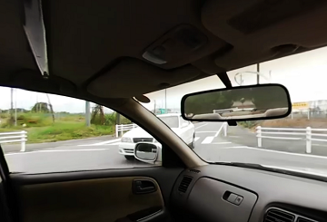 交差点事故VR、右折時の対向車との衝突事故、無理な右折